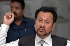 Abbas Kazmi as the lawyer for Amir Ajmal Qasab, During intreview at Midday office ,Parel on 24/04/09  PIC BY / BIPIN KOKATE